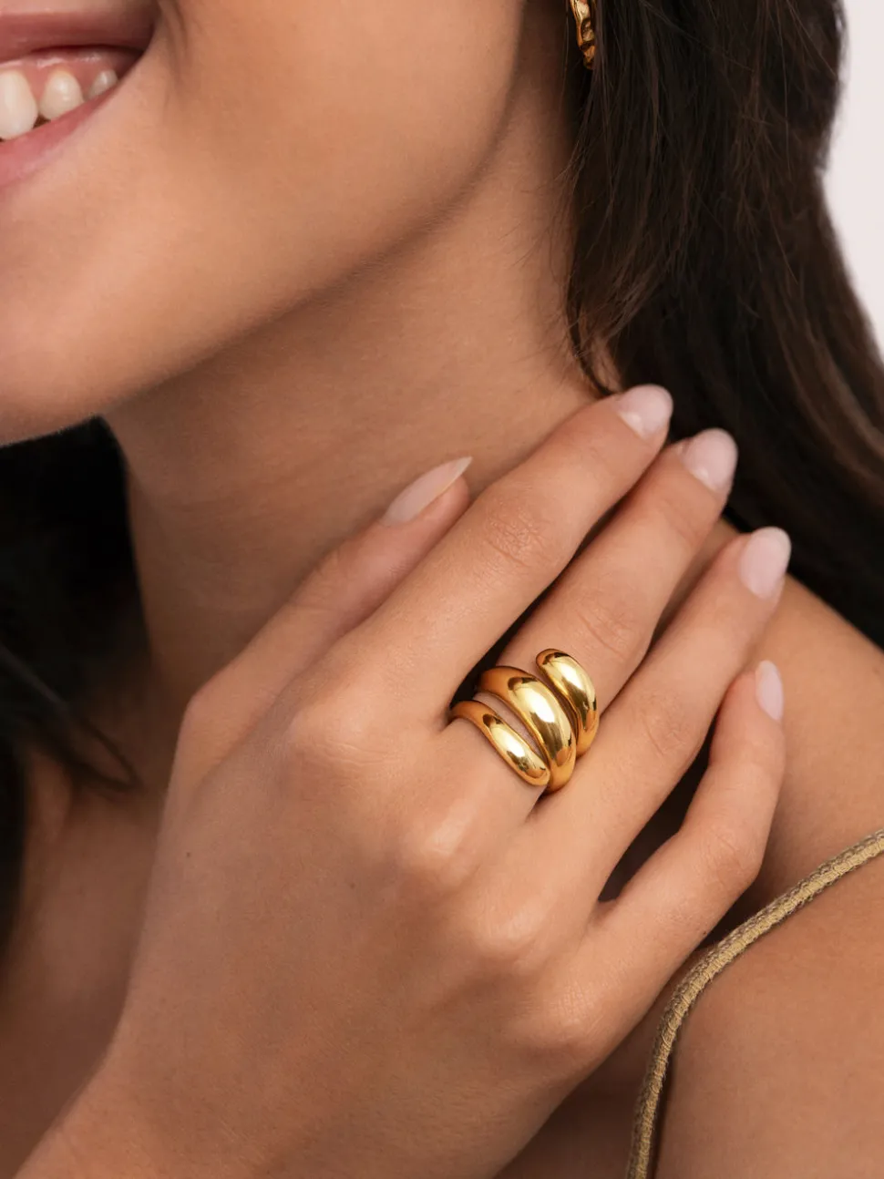 Anillo Bucle Acero Baño Oro