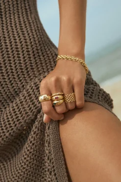 Anillo Charlotte Fucsia Baño Oro