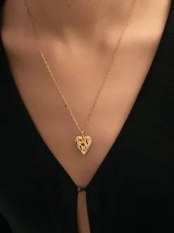 Charm Raw Heart Baño Oro
