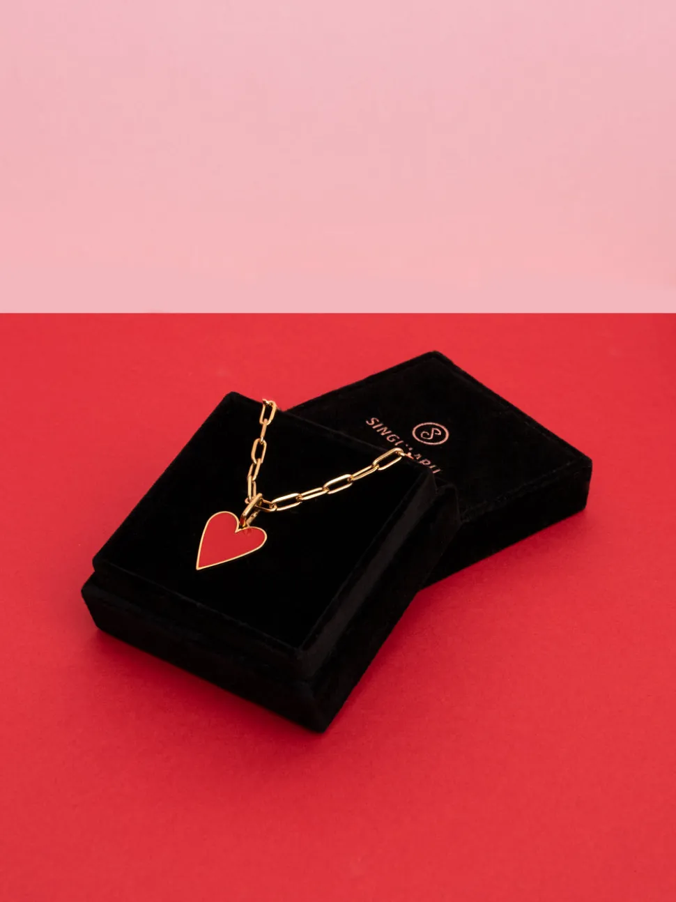 Collar Chic Lovely Heart Red Acero Baño Oro