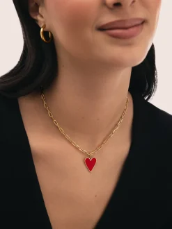 Collar Chic Lovely Heart Red Acero Baño Oro
