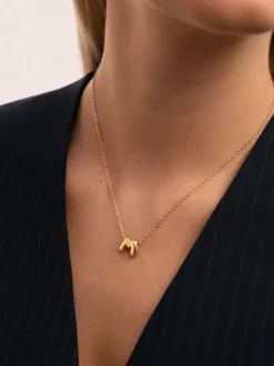 Collar Personalizado Hailey Letter Acero Baño Oro