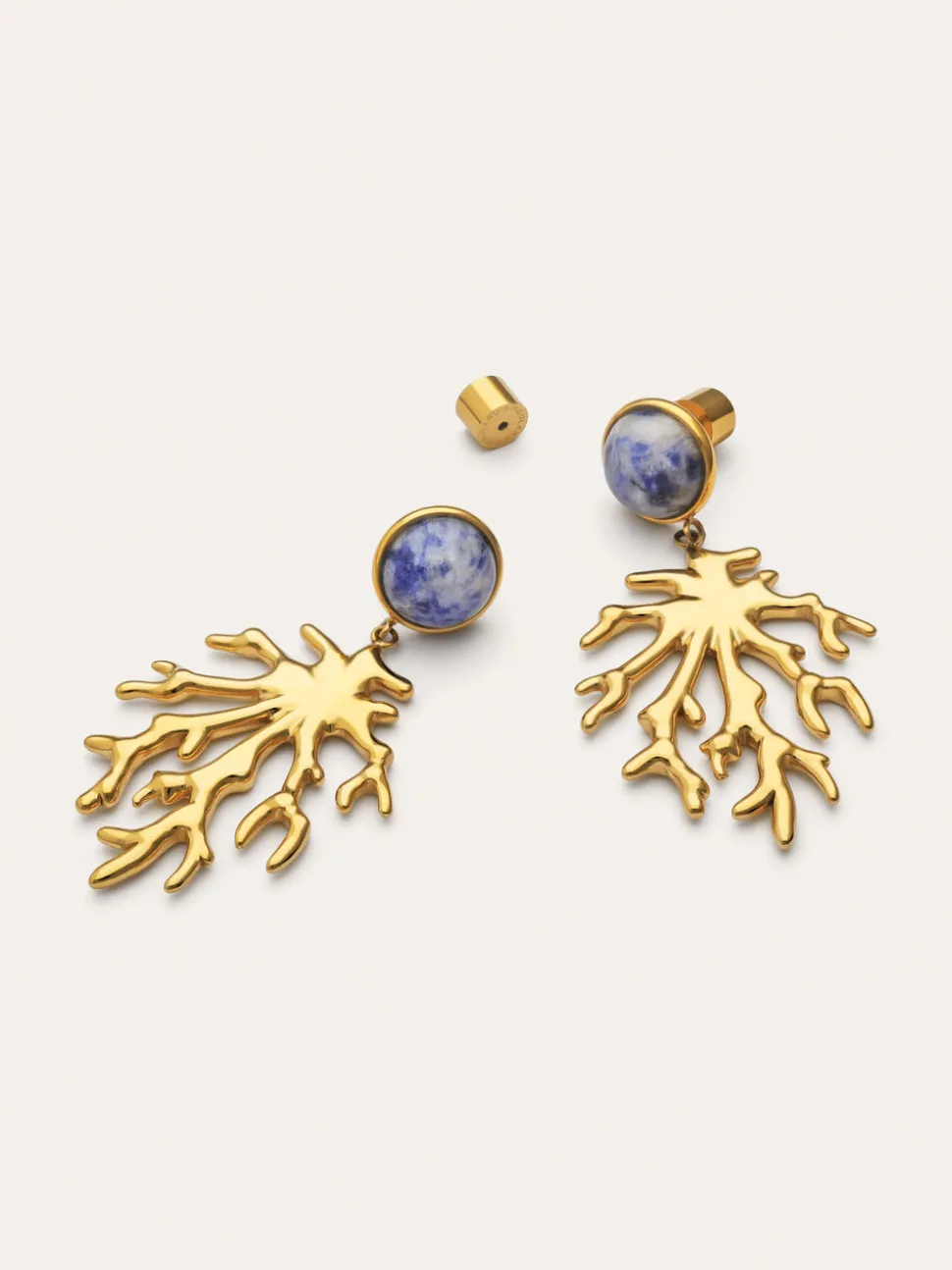 Pendientes Coral Stone Azul Acero Baño Oro