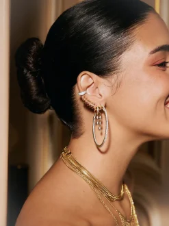Pendiente Suelto Ear Cuff Scarlett Baño Oro